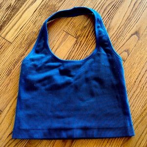 Vuori workout top
